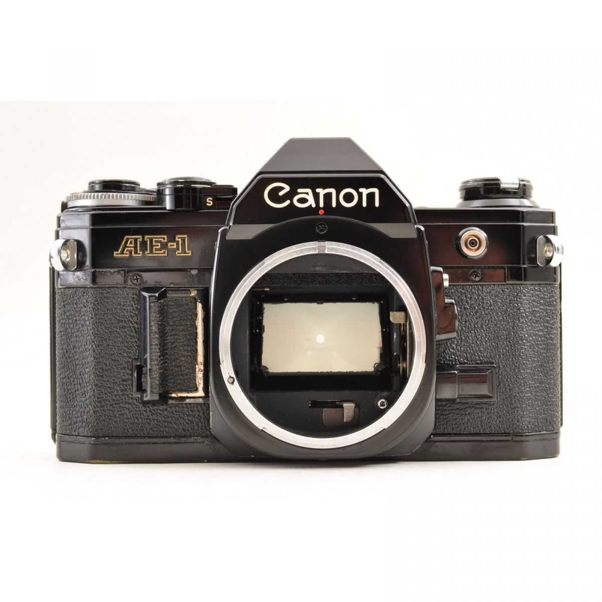 【中古】Canon AE-1 ブラック 35mm 一眼レフ フィルムカメラ ボディ +New FD 135mm F3.5 MF ポートレート 単焦点 交換レンズ キャノン 　
