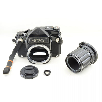 【中古】Pentax 6x7 67 TTL ミラーアップ 中判 フィルムカメラ SMC マクロ タクマー 135mm f/4 単焦点レンズ セット ペンタックス S/N:4098176
