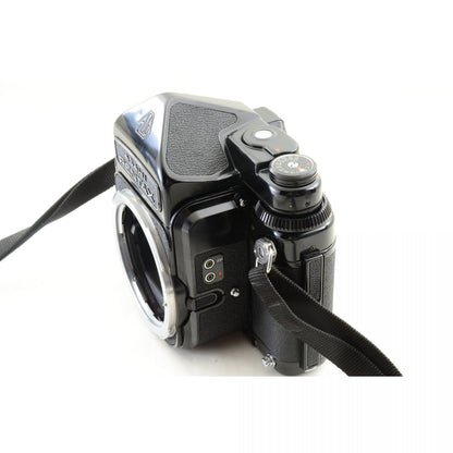【中古】Pentax 6x7 67 TTL ミラーアップ 中判 フィルムカメラ SMC マクロ タクマー 135mm f/4 単焦点レンズ セット ペンタックス S/N:4098176