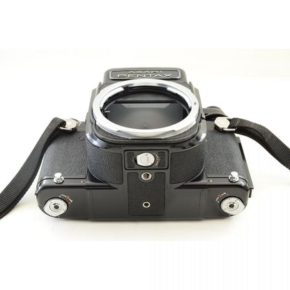 【中古】Pentax 6x7 67 TTL ミラーアップ 中判 フィルムカメラ SMC マクロ タクマー 135mm f/4 単焦点レンズ セット ペンタックス S/N:4098176