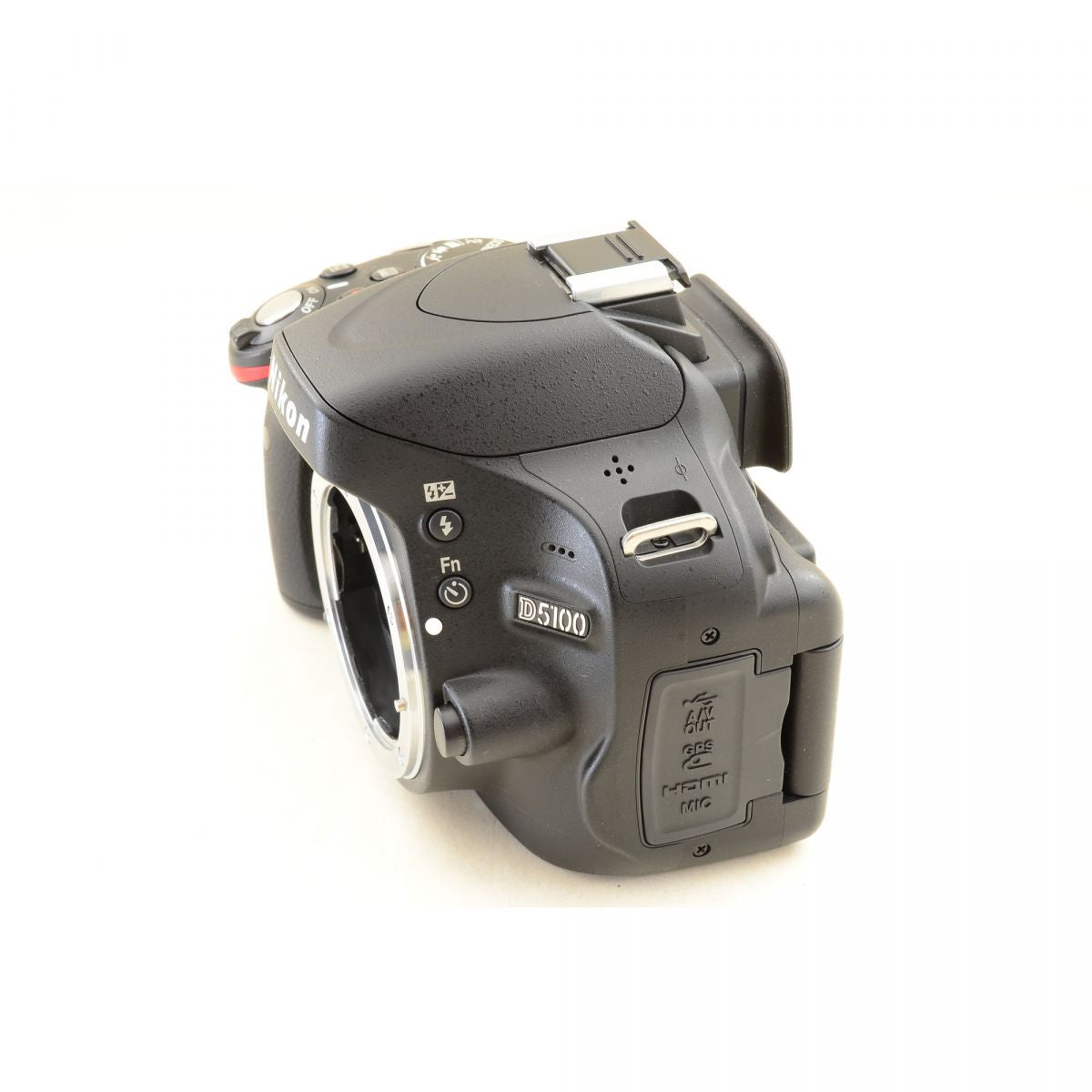 【中古】Nikon D5100 18-55mm VR 一眼レフ デジタルカメラ ニコン
