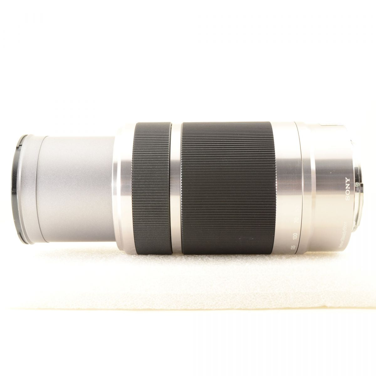 【中古】Sony E 55-210mm F4.5-6.3 OSS シルバー ズーム カメラレンズ 交換レンズ ソニー S/N:2431690