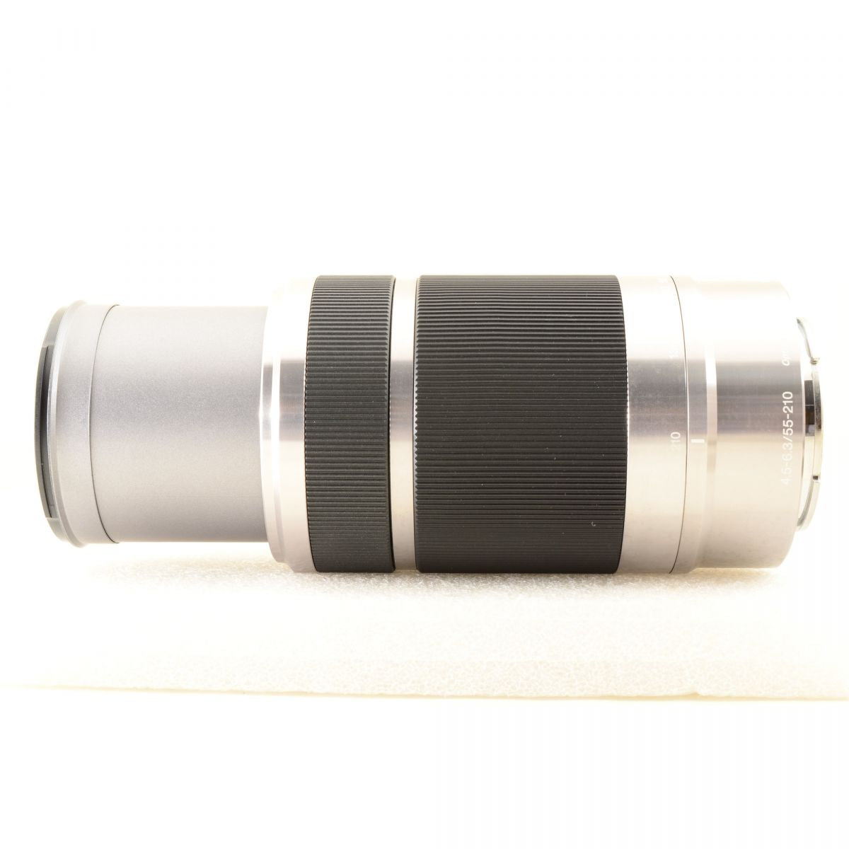 【中古】Sony E 55-210mm F4.5-6.3 OSS シルバー ズーム カメラレンズ 交換レンズ ソニー S/N:2431690