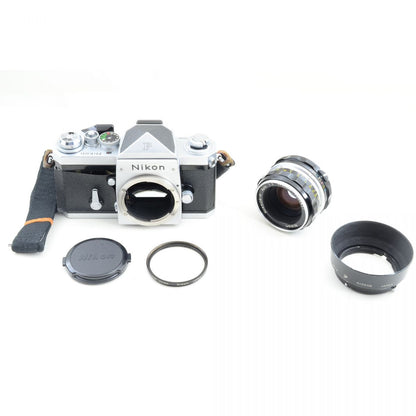 【中古】Nikon F アイレベル シルバー 35mm フィルムカメラ + NIKKOR-H Auto 50mm f/2 非Ai 標準 単焦点レンズ ニコン S/N: 7204004