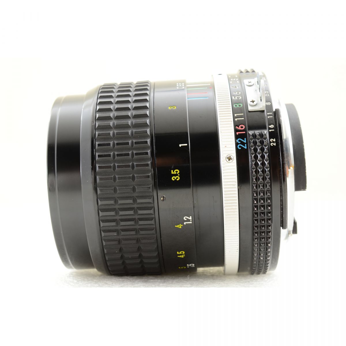 【中古】Nikon Ai Nikkor 85mm F2 Nikon Fマウント用 単焦点レンズ ニコン カメラレンズ 交換レンズ