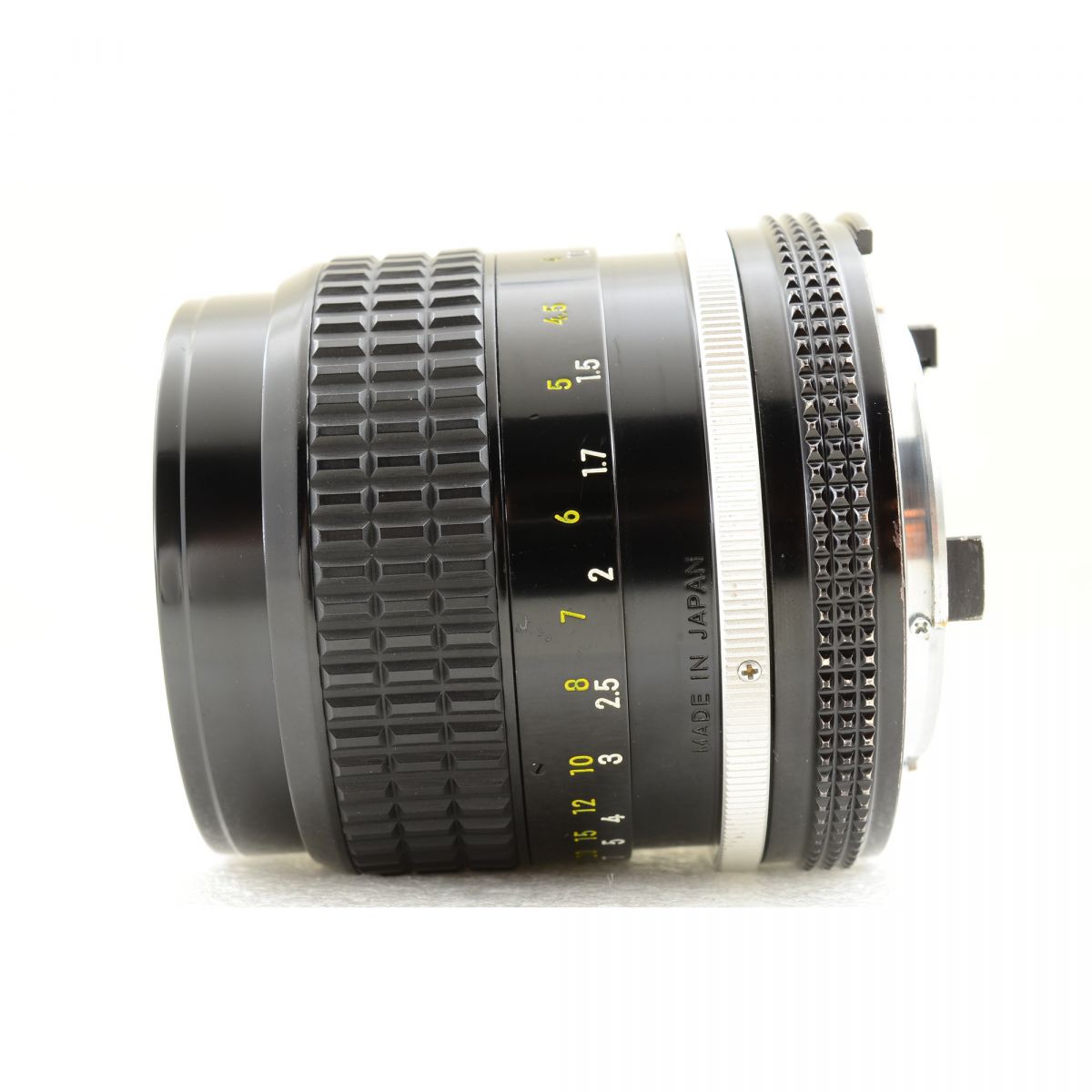 【中古】Nikon Ai Nikkor 85mm F2 Nikon Fマウント用 単焦点レンズ ニコン カメラレンズ 交換レンズ