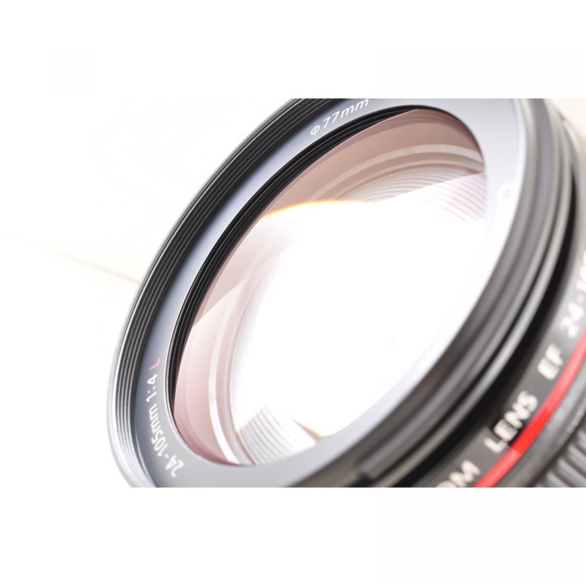 【中古】Canon EF 24-105mm f/4 L IS USM AF ズームレンズ , キャノン フード付き
