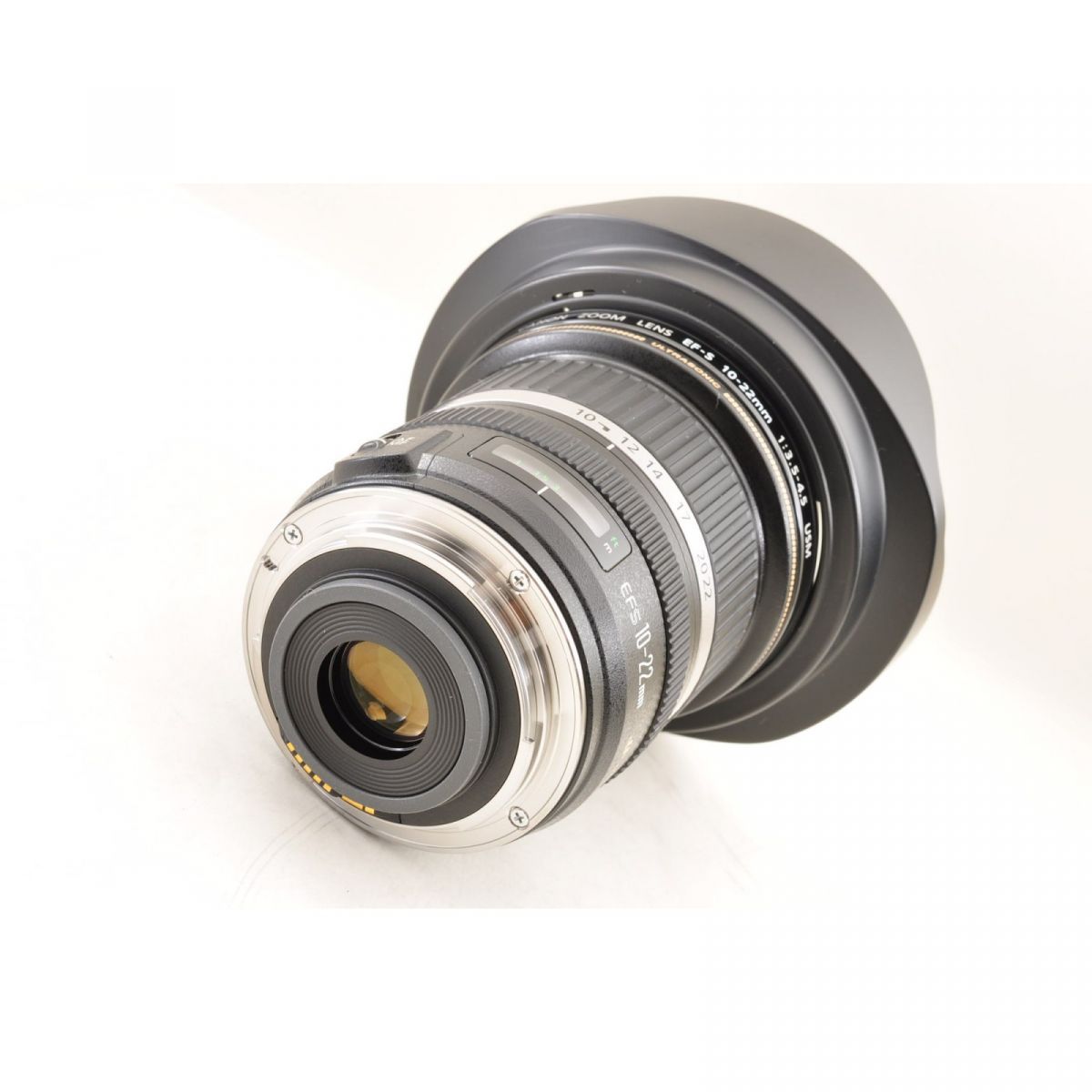 【中古】Canon EF-S 10-22mm F3.5-4.5 USM 一眼レフ 広角 EFマウント用 カメラレンズ 交換レンズ キャノン , フード付き