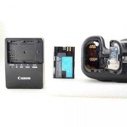 【中古】Canon EOS 6D Mark II ボディ 2620万画素 デジタル一眼レフカメラ キャノン S/N: 151052000246
