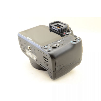 【中古】Canon EOS Kiss X7 デジタルカメラ EF-S 18-55mm STM ズームレンズ 一眼レフ キャノン