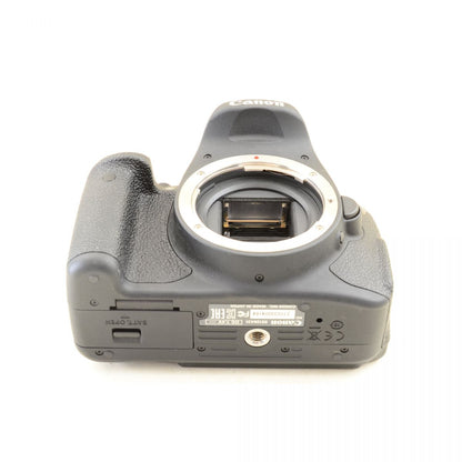 【中古】Canon EOS Kiss X7i 一眼レフ デジタルカメラ EF-S 18-55mm f/3.5-5.6 IS STM レンズ キヤノン