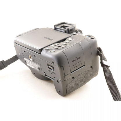 【中古】Canon EOS Kiss X8i 一眼レフ 18-55mm 55-250mm ダブルズーム デジタルカメラ キャノン