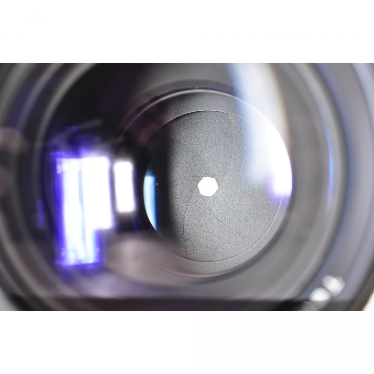 【中古】Contax Carl Zeiss Tele Tessar T* 200mm F3.5 AEG C/Y 単焦点レンズ カメラレンズ 交換レンズ コンタックス