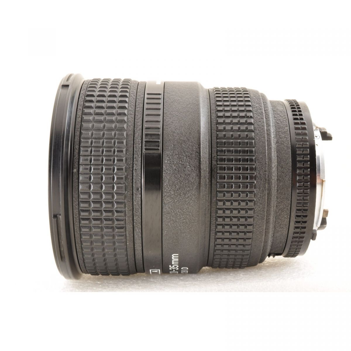 【中古】Nikon AF Nikkor 20-35mm f2.8 D 広角 ニコン Fマウント用 カメラレンズ 交換レンズ ニコン , フード付き