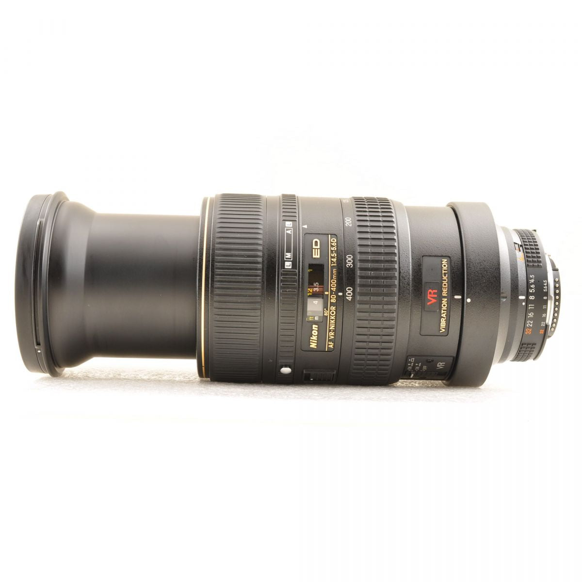 【中古】Nikon AF 80-400mm f/4.5-5.6D ED VR ズーム 元箱 フード ケース カメラレンズ 交換レンズ ニコン