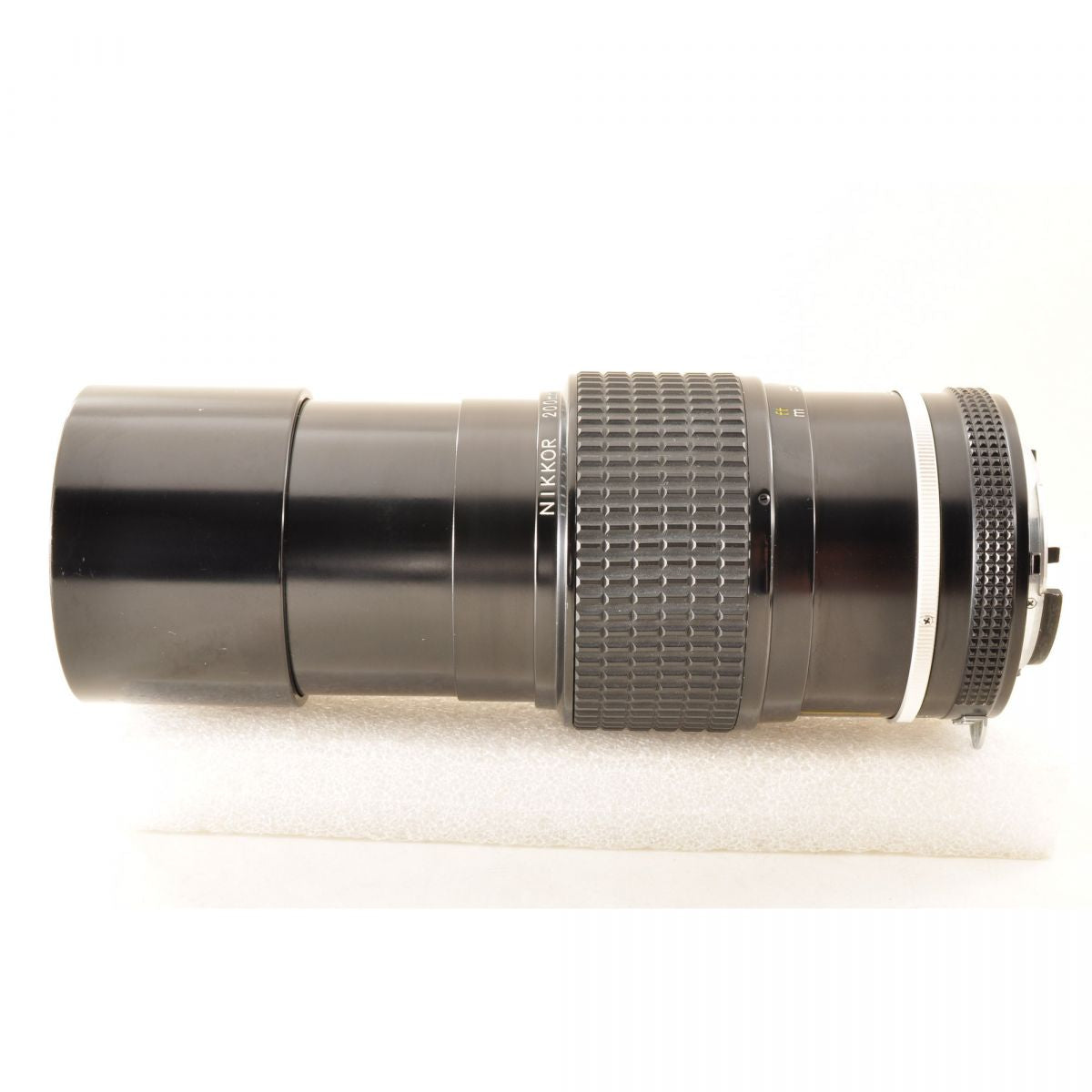 【中古】Nikon Ai 200mm f/4 単焦点 フード カメラレンズ 交換レンズ ニコン