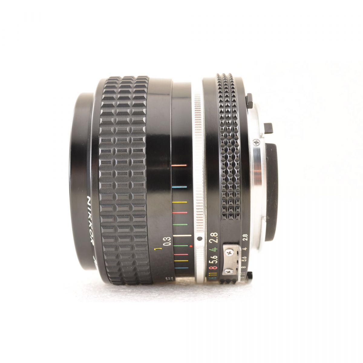 【中古】Nikon Ai NIKKOR 28mm f/2.8 単焦点 フード カメラレンズ 交換レンズ ニコン