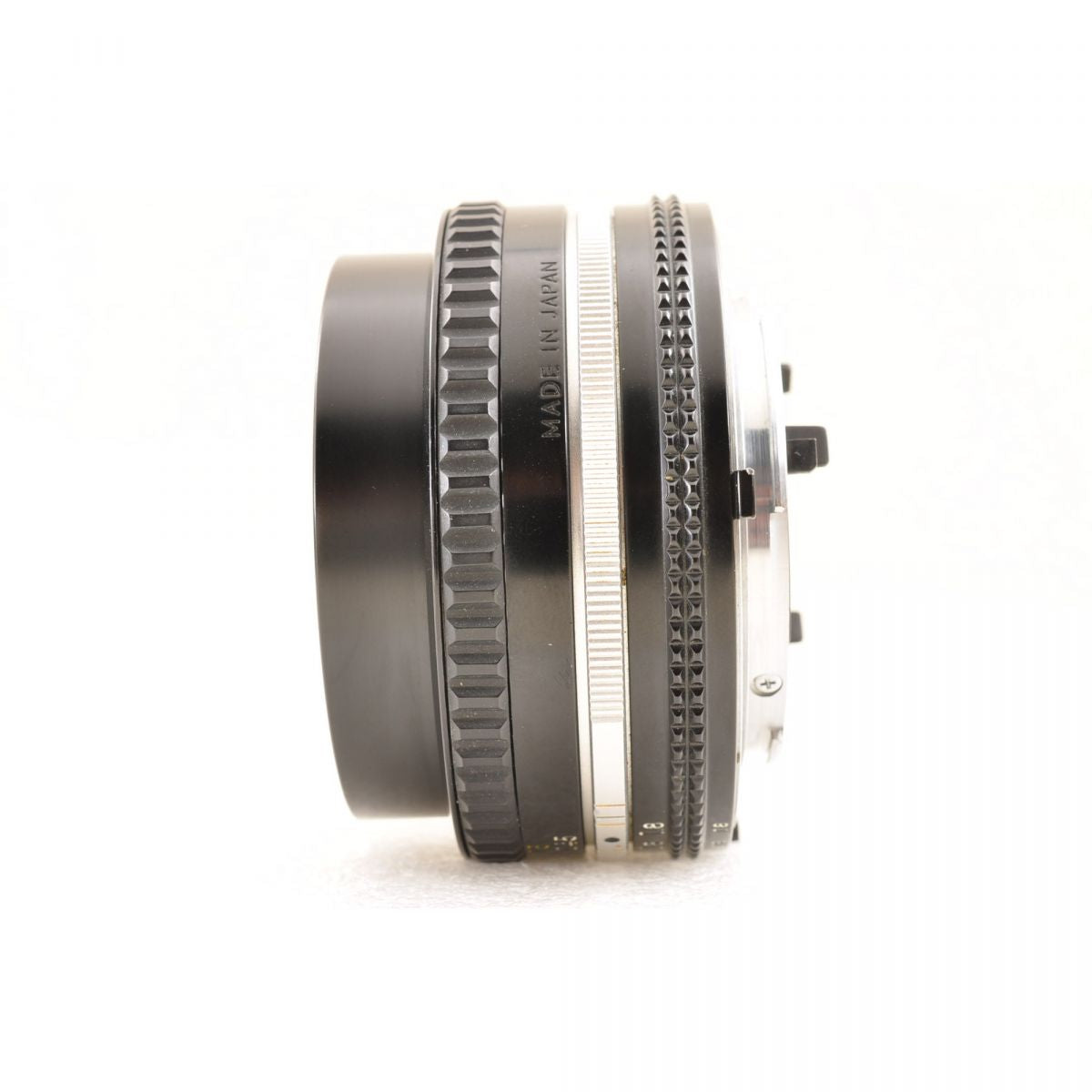 【中古】Nikon Nikkor Ai-s 50mm f/1.8 Pancake 単焦点 MF ニコン カメラレンズ 交換レンズ