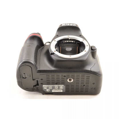 【中古】Nikon D5200 デジタルカメラ AF-S 18-55mm f/3.5-5.6 レンズ 一眼レフ デジカメ ニコン