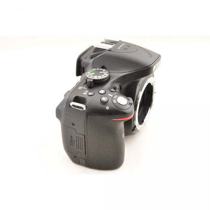 【中古】Nikon D5200 デジタルカメラ AF-S 18-55mm f/3.5-5.6 レンズ 一眼レフ デジカメ ニコン