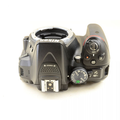 Nikon D5300 一眼レフ DSLR カメラ ブラック ニコン デジカメ