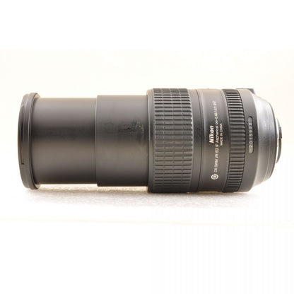 【中古】Nikon D7100 24.1MP デジタルカメラ AF-S DX 18-300mm f/3.5-6.3 G ED VR 一眼レフ ストロボ SB-24 ニコン