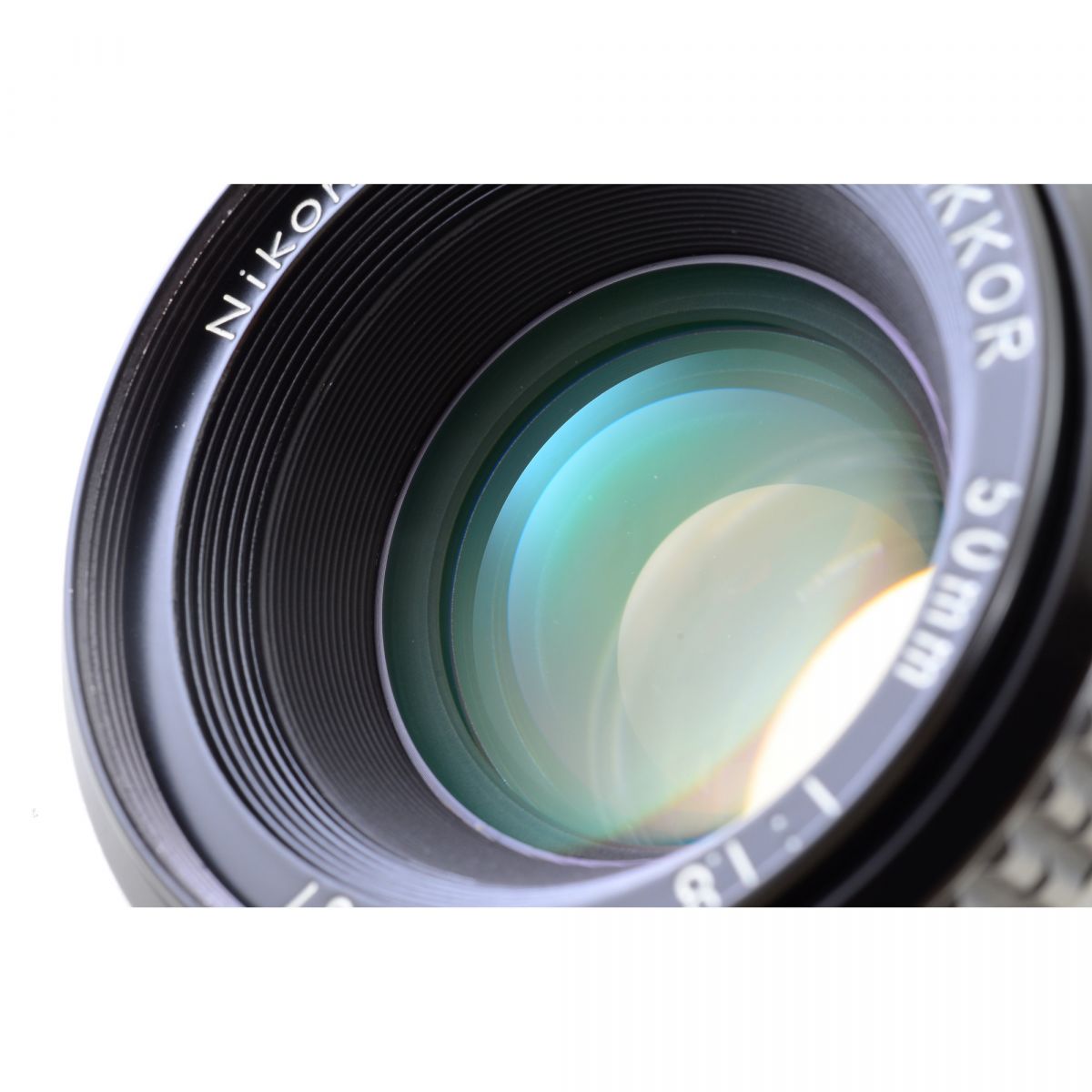 【中古】Nikon F3 HP 35mm 一眼レフ フィルムカメラ Ai Nikkor 50mm f/1.8 MFレンズ
