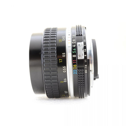 【中古】Nikon F3 HP 35mm 一眼レフ フィルムカメラ Ai Nikkor 50mm f/1.8 MFレンズ