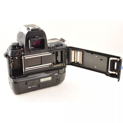 【中古】Nikon F5 DA30ファインダー MF-27 35mm フィルムカメラ ニコン S/N:3007528