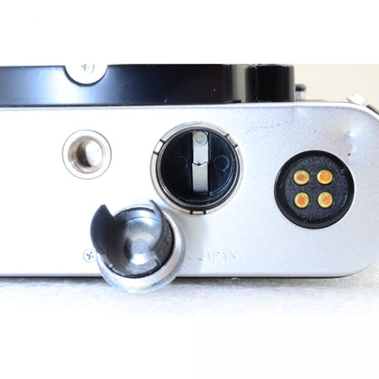 【中古】Nikon FE Silver Ai NIKKOR 50mm f/1.4 レンズ 一眼レフ フィルムカメラ ニコン
