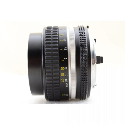 【中古】Nikon FE Silver Ai NIKKOR 50mm f/1.4 レンズ 一眼レフ フィルムカメラ ニコン