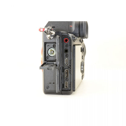 【中古】SONY a7R IV ILCE-7RM4 ミラーレス 一眼カメラ 元箱 ソニー デジカメ