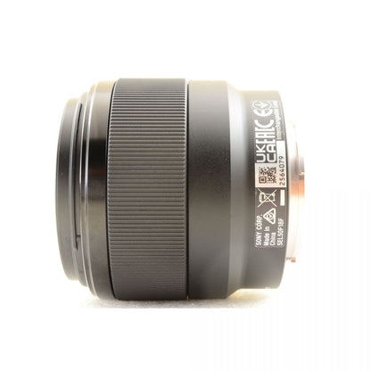 【中古】Sony FE 50mm f/1.8 SEL50F18F 単焦点レンズ フード 元箱
