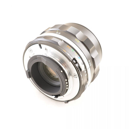 【中古】Voigtlander Ultron 40mm F2 SL IIs Nikon Fマウント用 単焦点レンズ カメラレンズ 交換レンズ フォクトレンダー